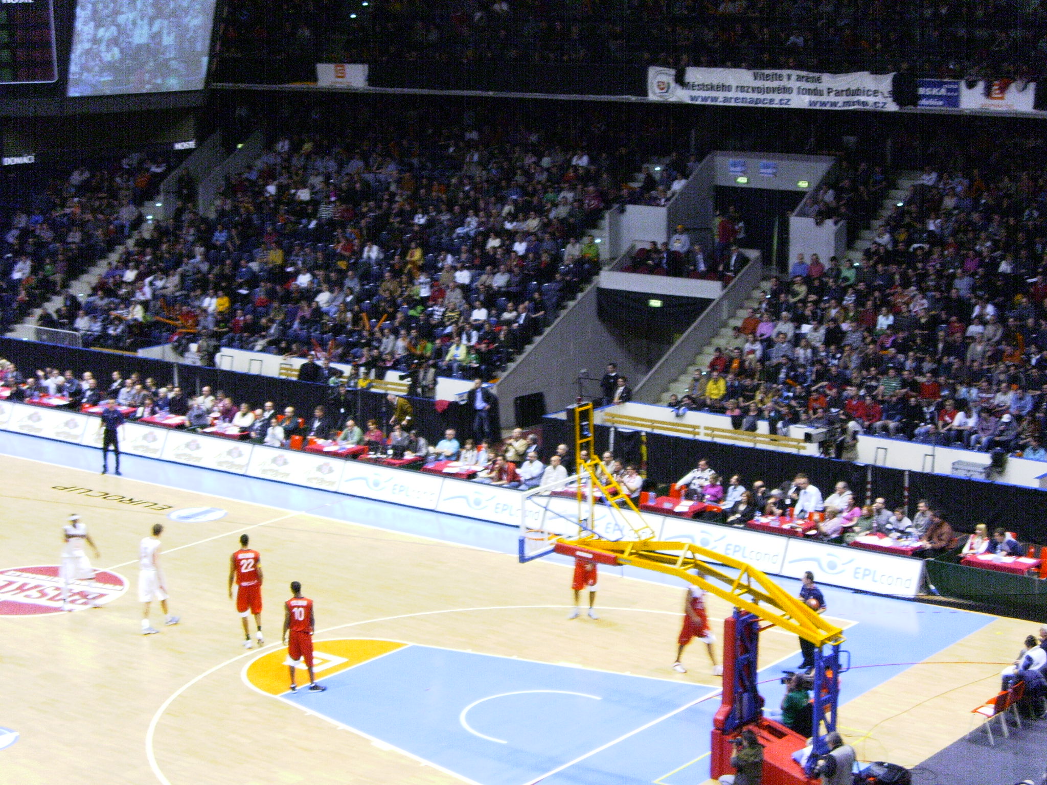4800 diváků.JPG